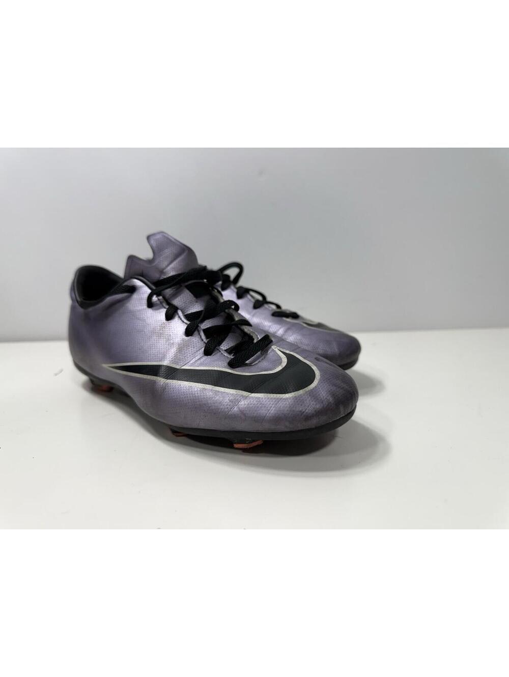 Nike Mercurial Victory Youth Soccer Cleats Black Purple (651642-580) Size 2.5Y